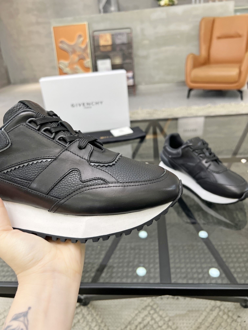 Givenchy Sneakers